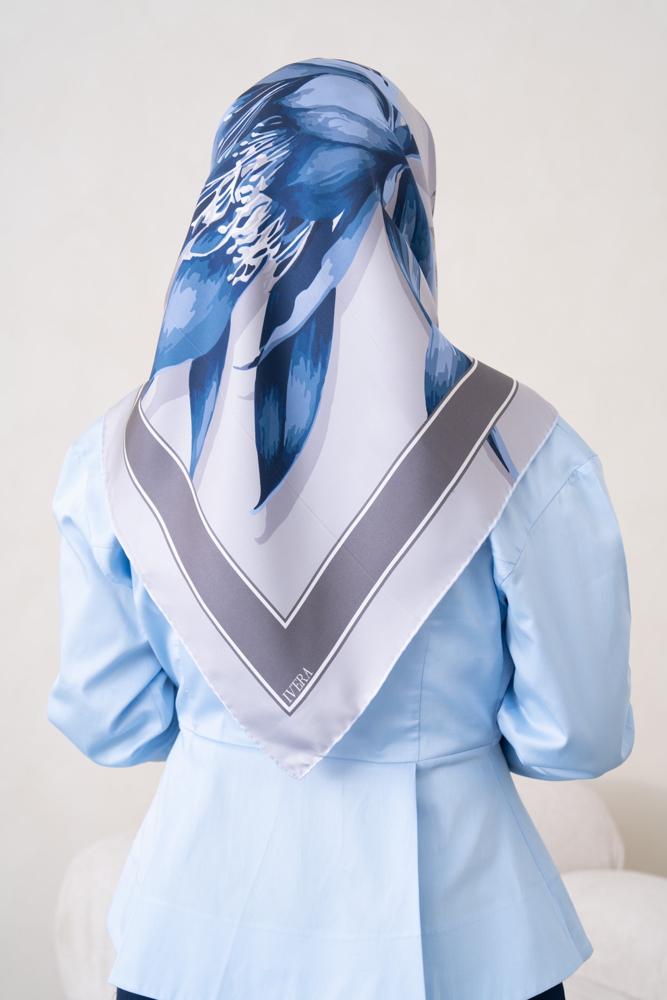 Gray/Blue Queen Of The Night Scarf